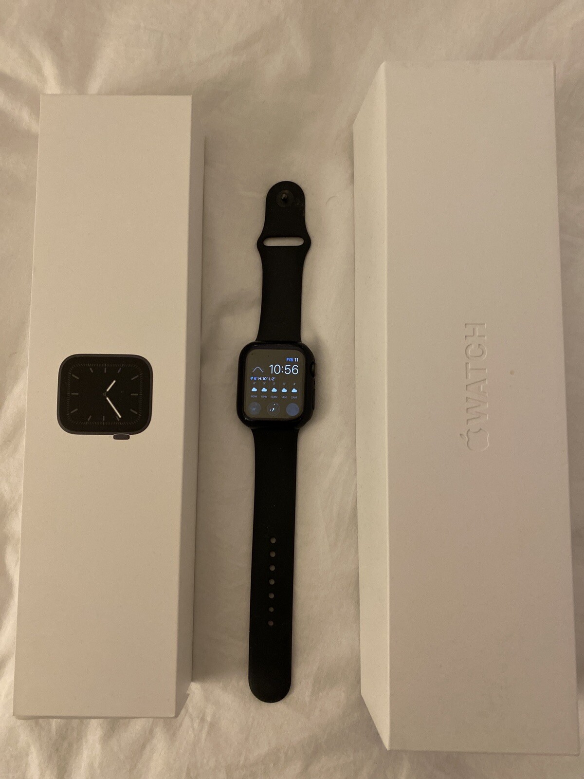 Apple Watch Series 5 44mm Space Gray Aluminium Case with Black Sport Band – S/M