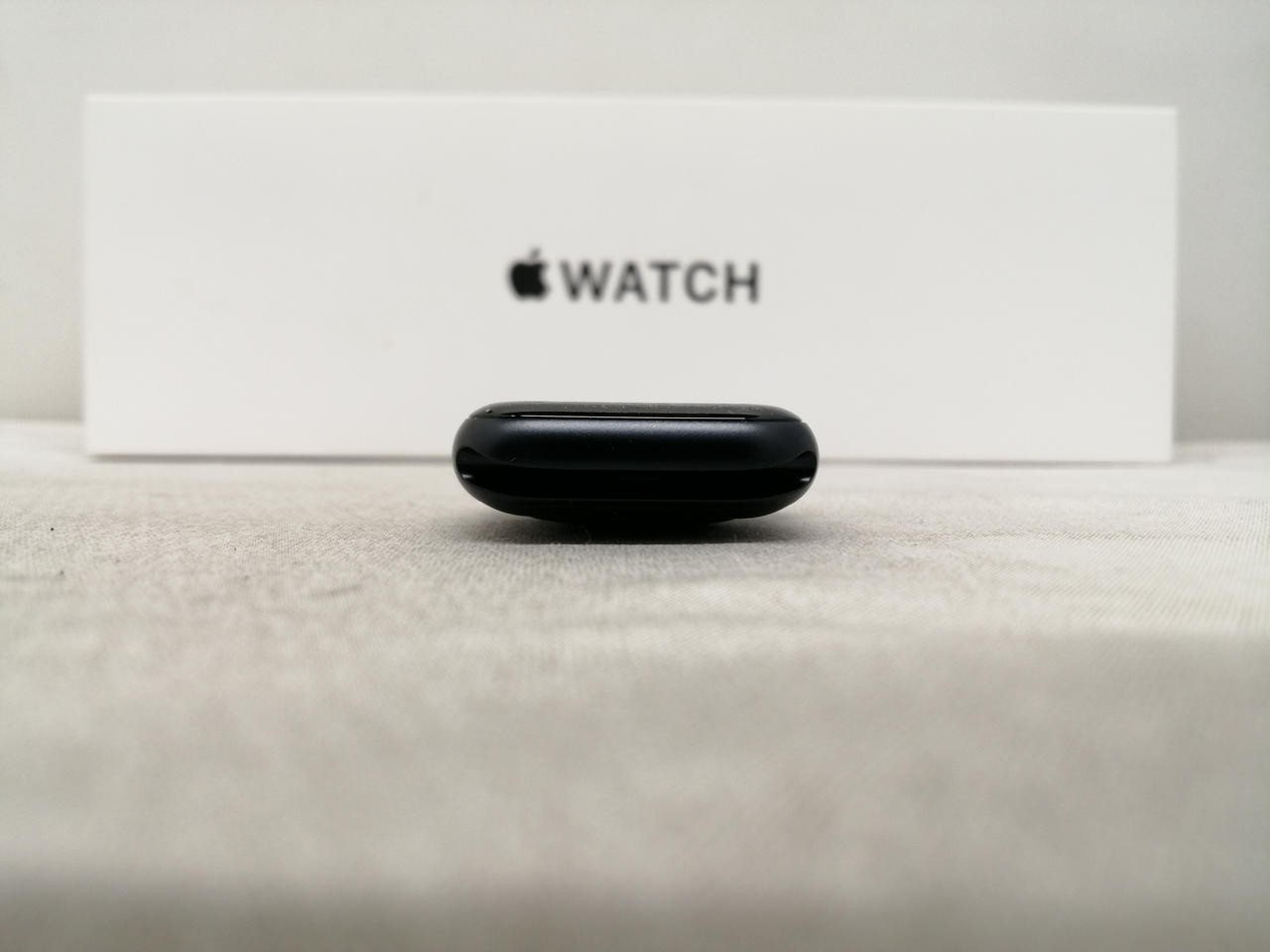 Apple Watch SE3 64GB Softbank Smartwatch Series 3 Black Aluminum
