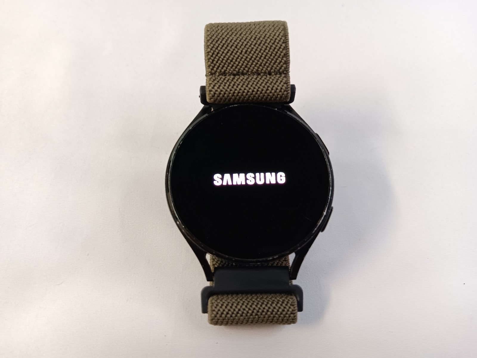 Samsung Galaxy Watch 4 Smart Watch 44-mm SM-R870 Tested Factory Reset.