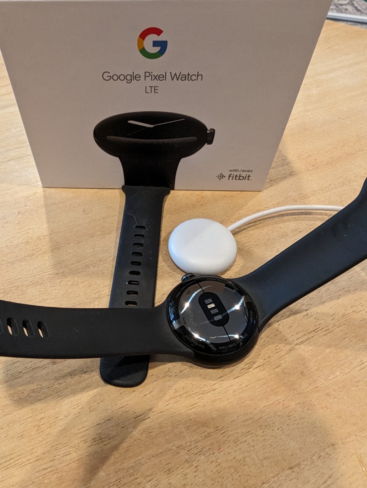 Google Pixel Watch LTE cellular 41mm Matte Black Stainless Steel Case
