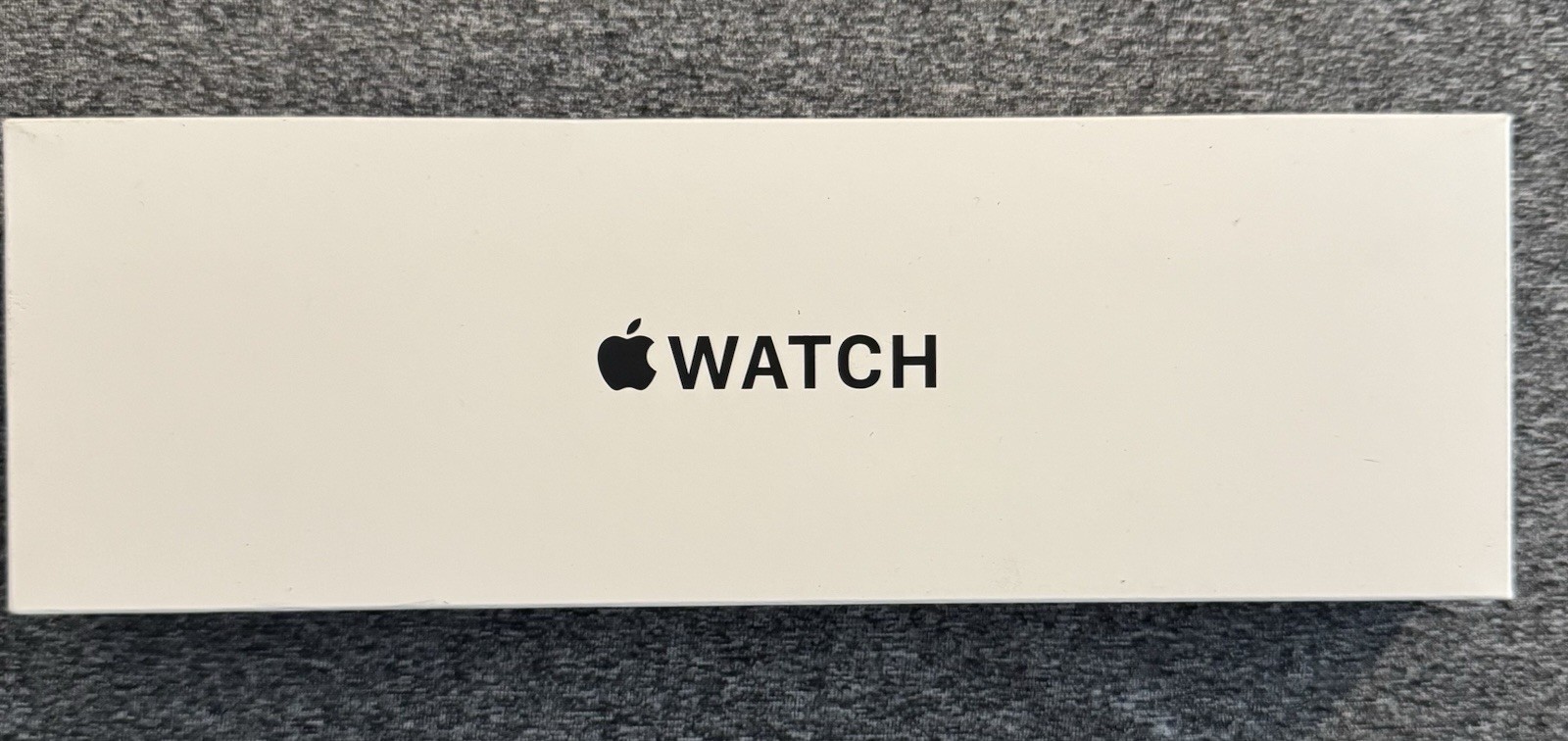 Apple Watch SE 3 40mm GPS Starlight Aluminum Case Starlight Sport Band S/M NEW!!
