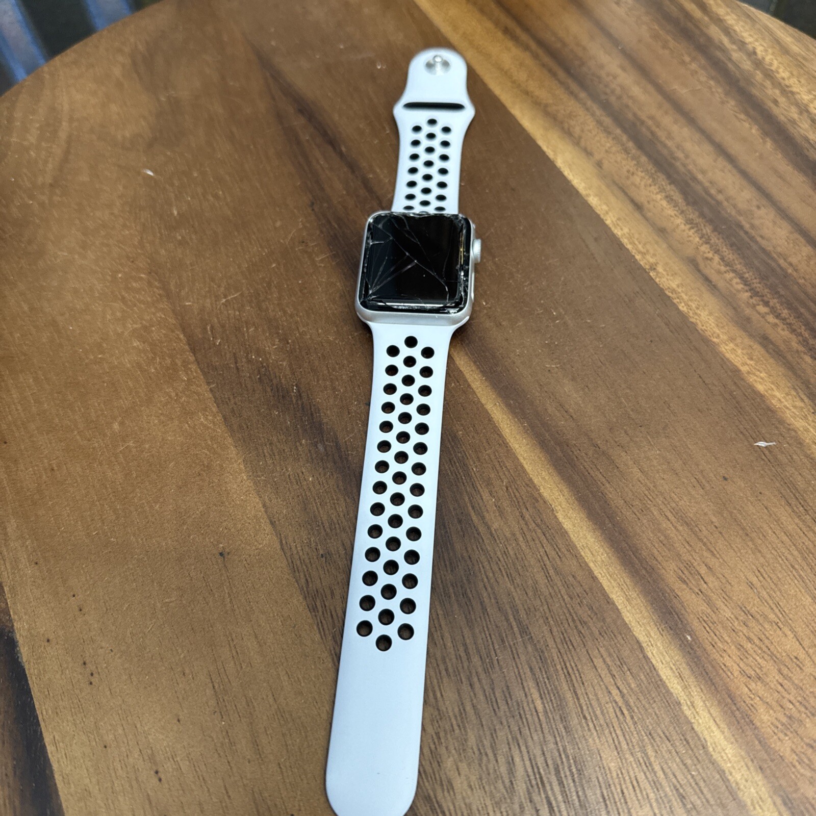 Nike Apple Watch Series 3 Aluminum /42mm/GPS/LTE/Black/WR-50m Parts Unit Only