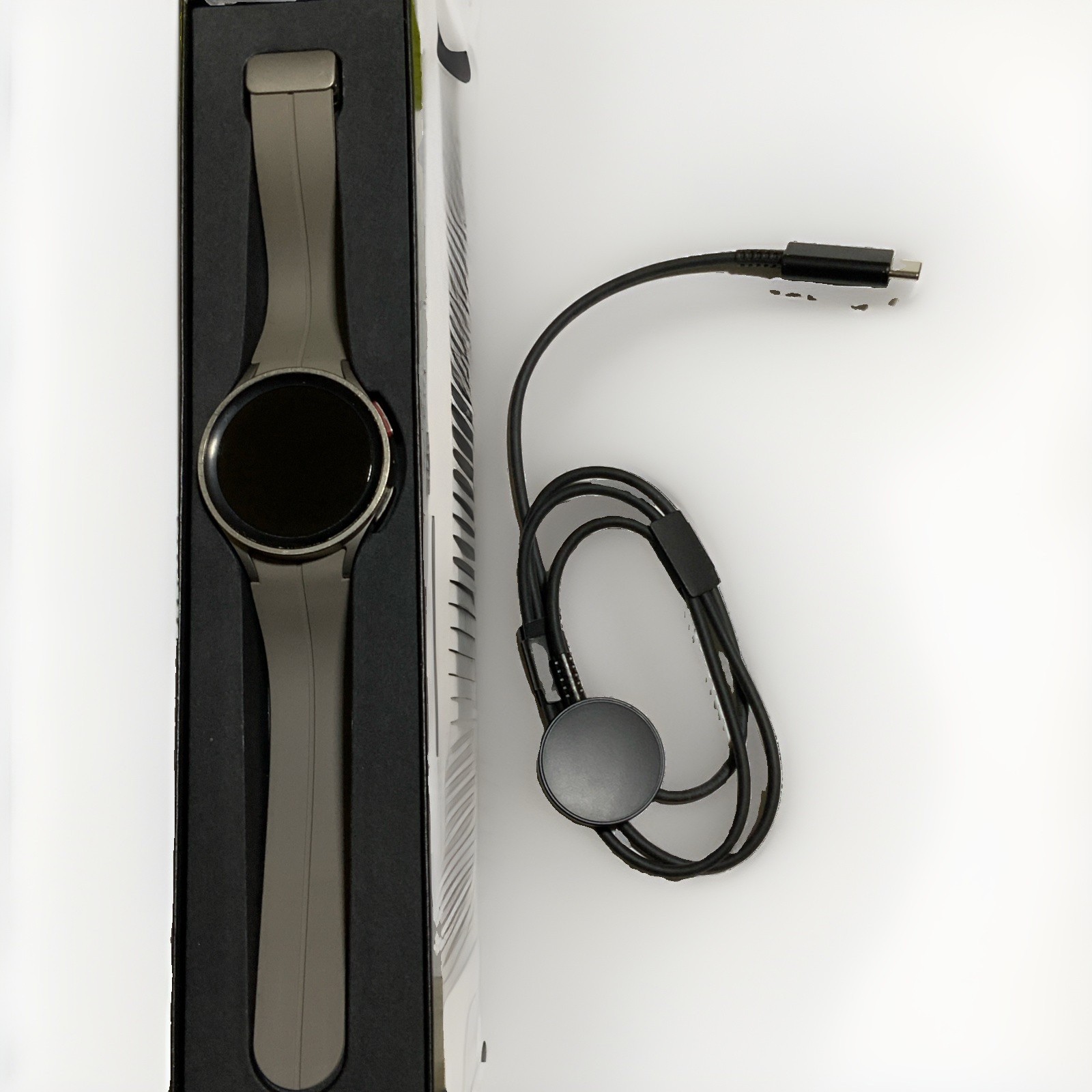 Samsung Galaxy Watch5 Pro SM-R920 45mm Titanium Case with D-Buckle Sport Band