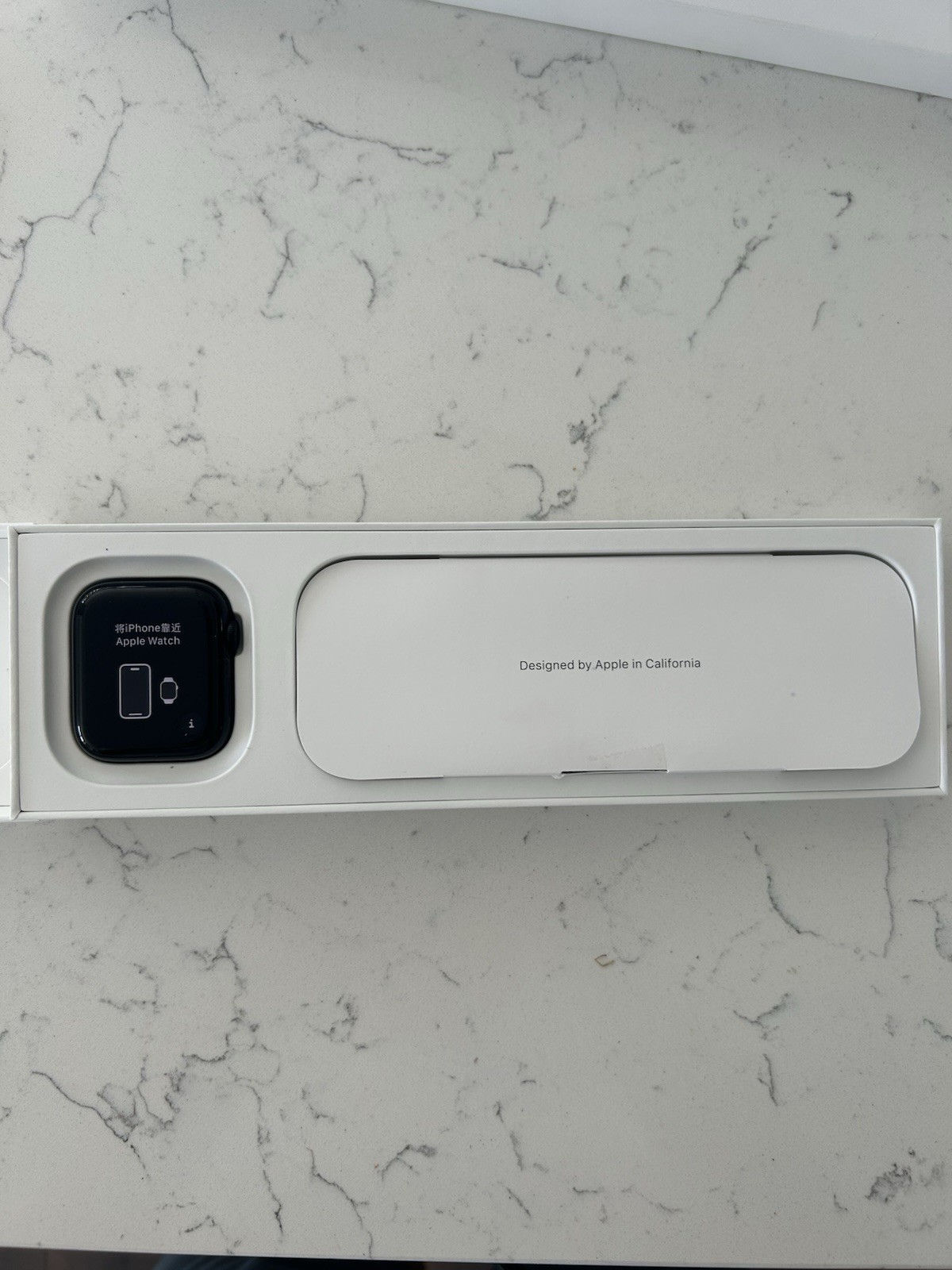 Apple Watch 44mm Black Aluminum Case, Black Fabric Band, Heart Rate Monitor, iOS
