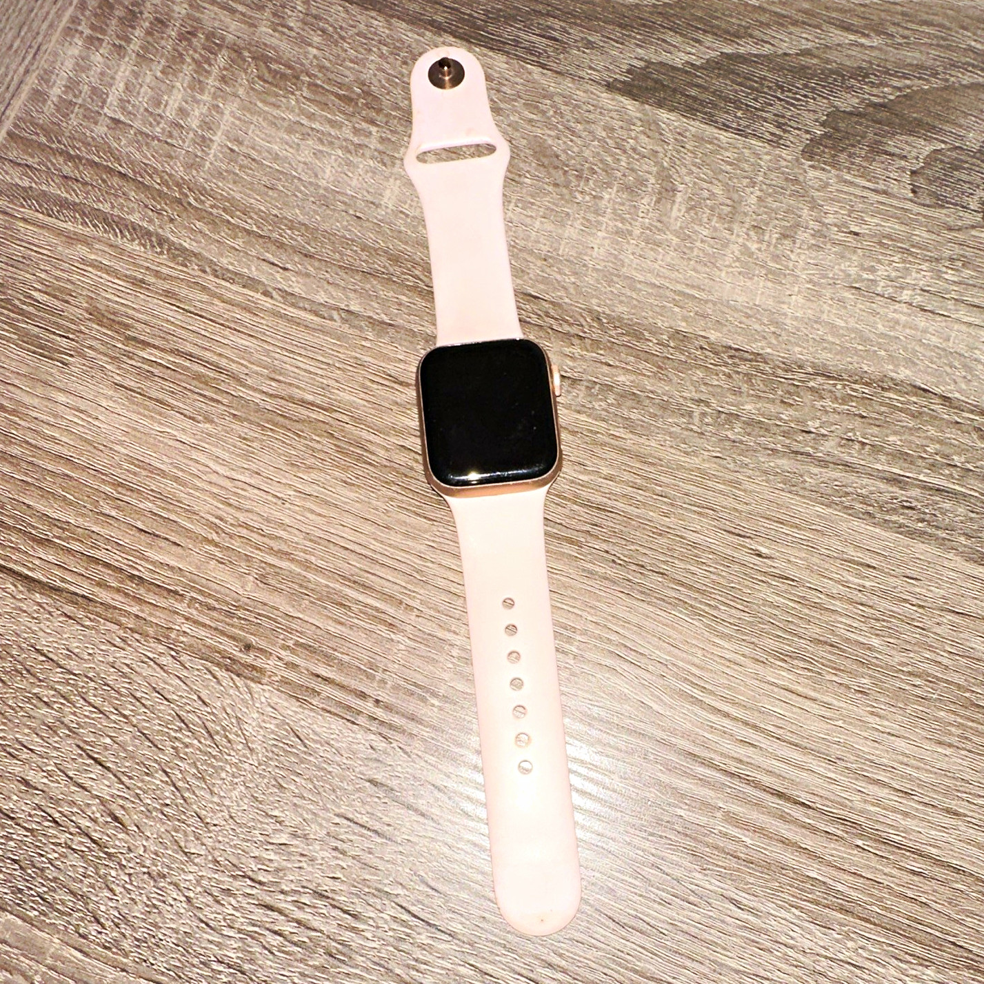 Apple Watch 40mm Silver Aluminum Case Pink Silicone Band 32GB Touch Unlocked