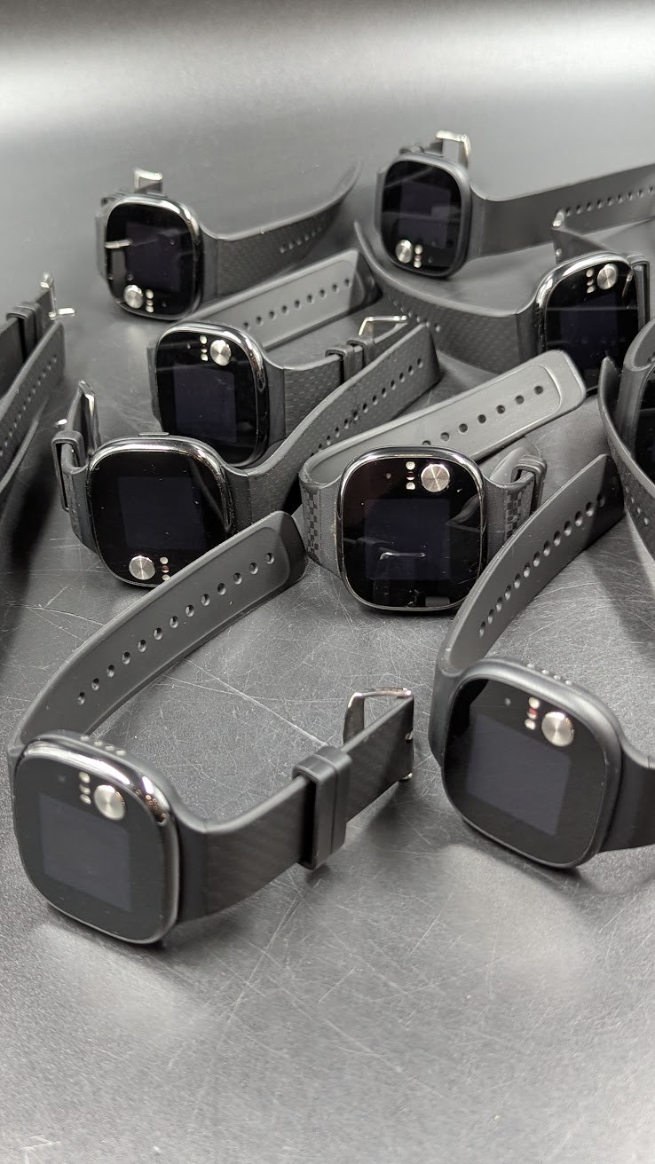 Lot of 20 Various Smart Watches Asus VivoWatch – Not Working, For Parts/Repair