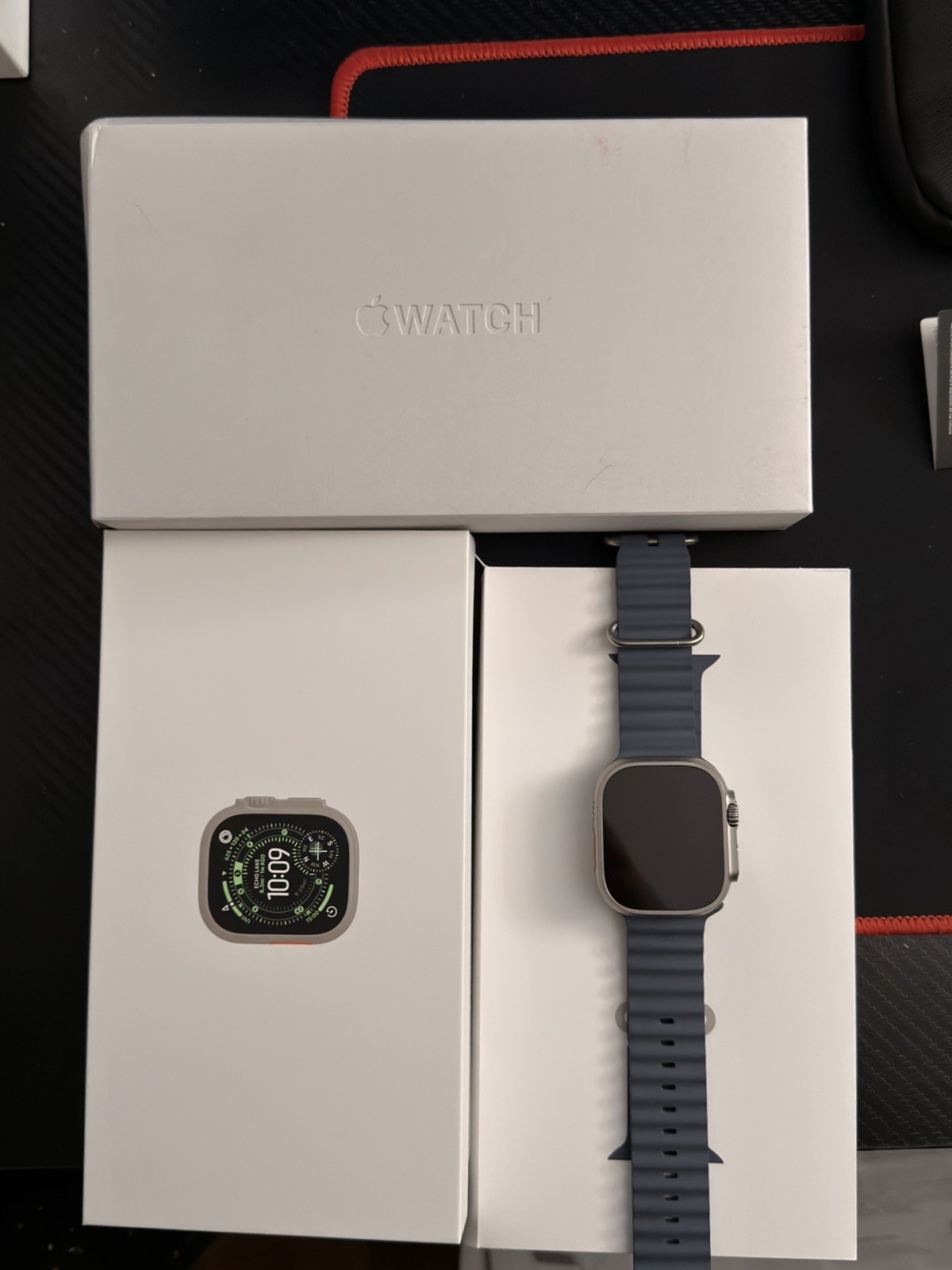 Apple Watch Ultra 3 49mm Natural Titanium Case: Ocean Band