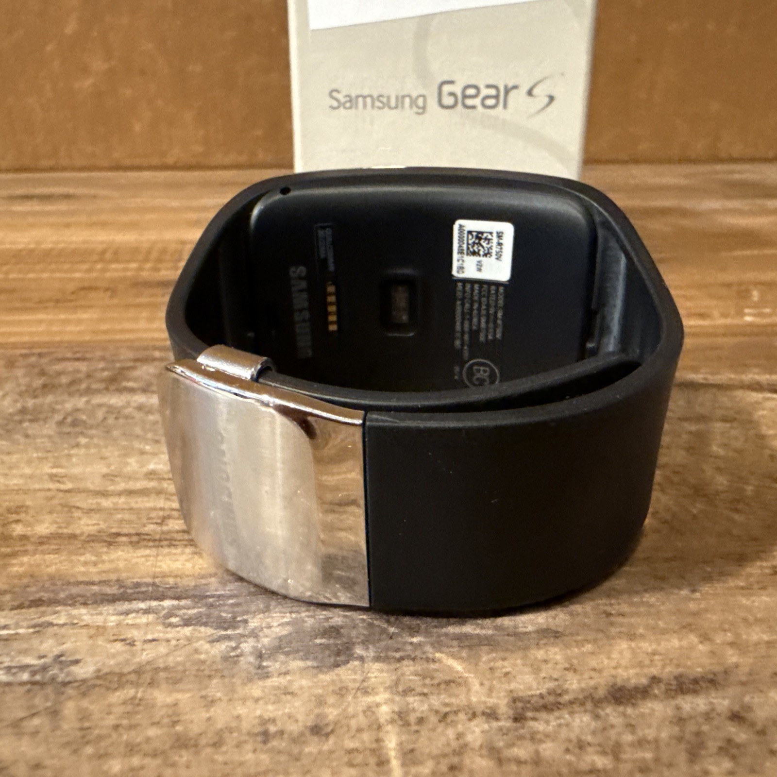 Samsung Galaxy Gear S SM-R750V Curved Super Smart Watch – Black