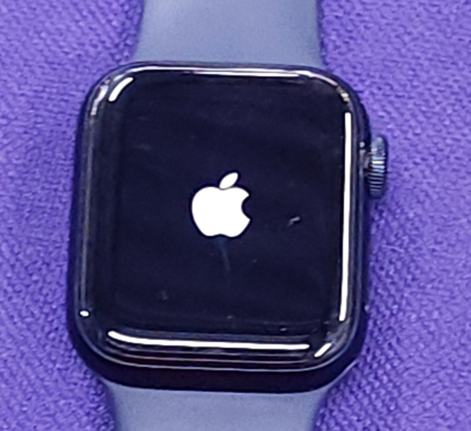 Apple Watch SE w (M/L) 40mm Midnight Band *SEE DESCRIPTION