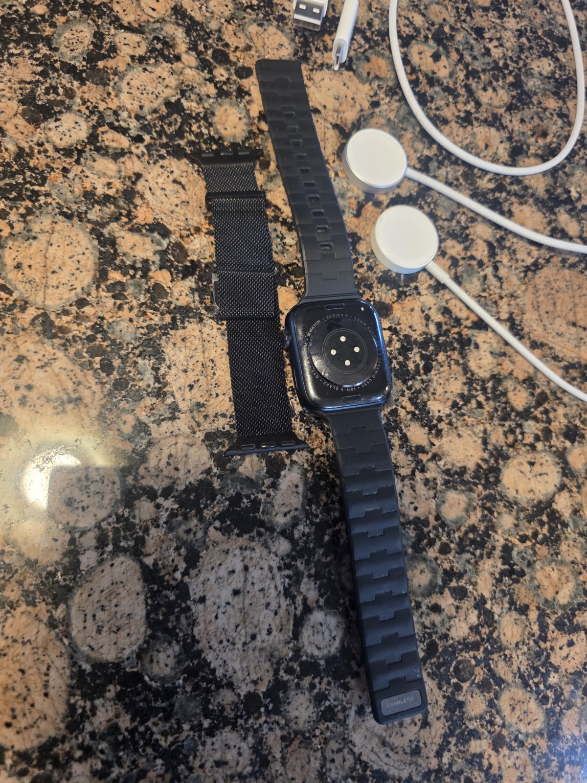 Apple Watch Series 9 GPS 45mm 32GB Black/ Black Silicone & Metal Band 2 chargers