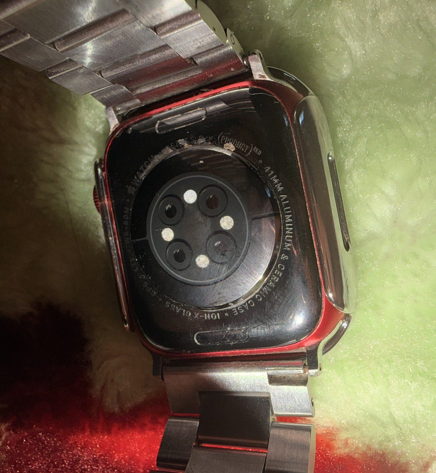 Apple Watch Series 8 41mm Red Aluminum (LTE) w/ Silver Steel Watch Band w/ Clasp