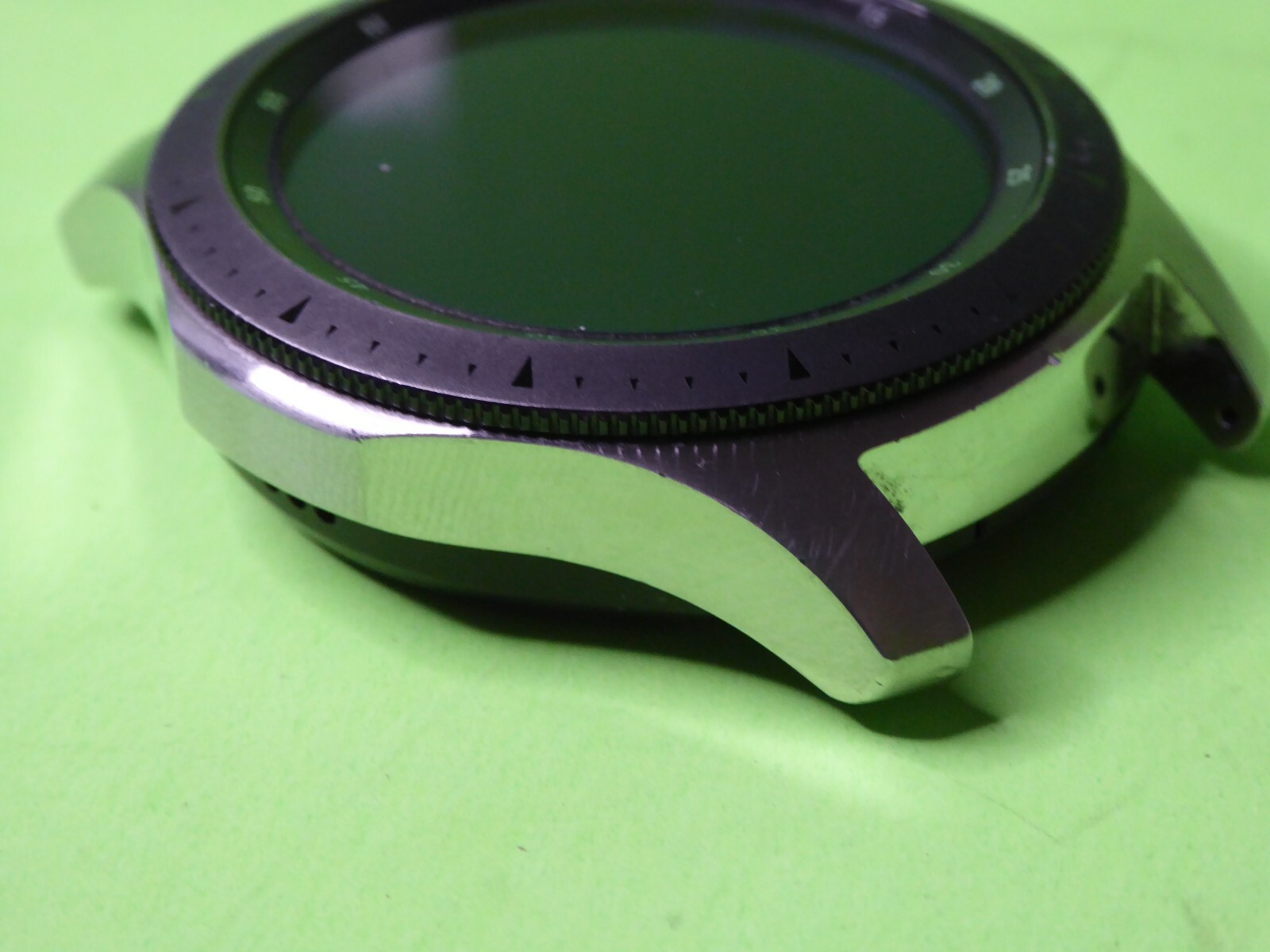 Samsung Galaxy Watch SM-R800 46mm. Watch Case only (screen has tiny dead pixel)
