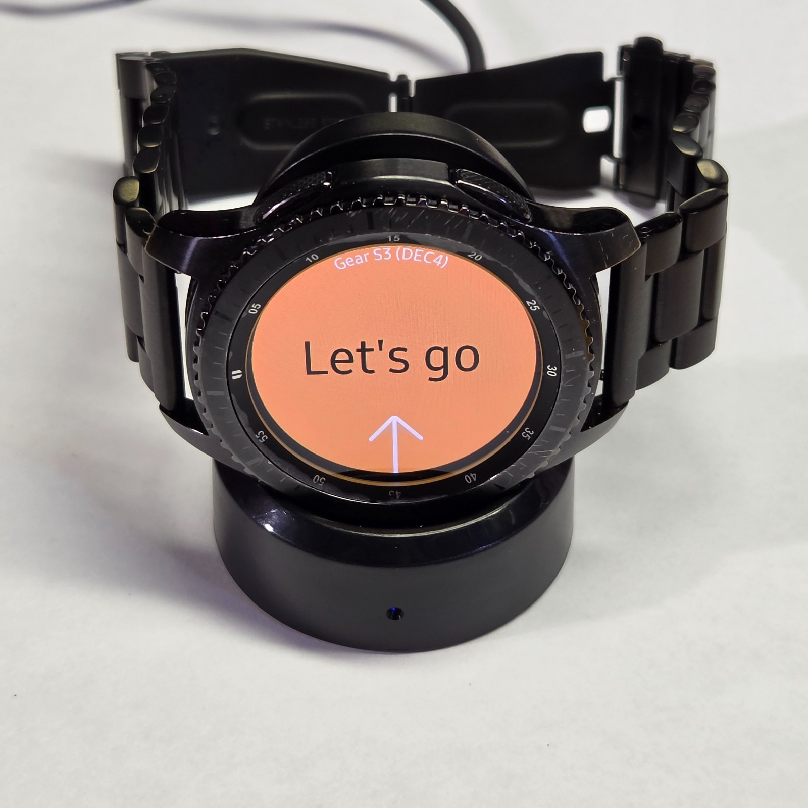 Samsung Gear S3 Frontier LG Smartwatch as is