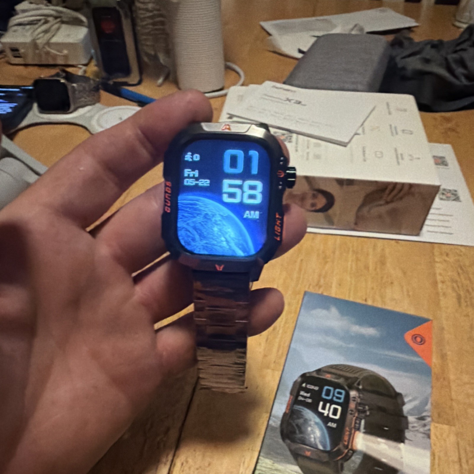 Smartwatch Black Metal Case Stainless Steel Band, Android and works with IOS