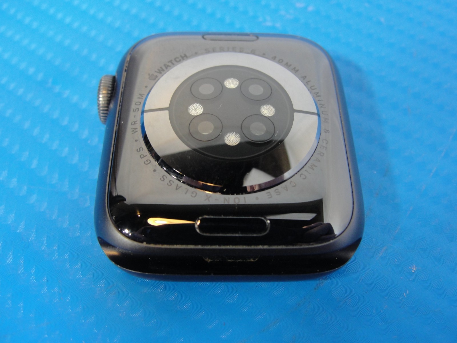 Apple Watch Series 6 40MM 32GB A2291 GPS Gray /READ