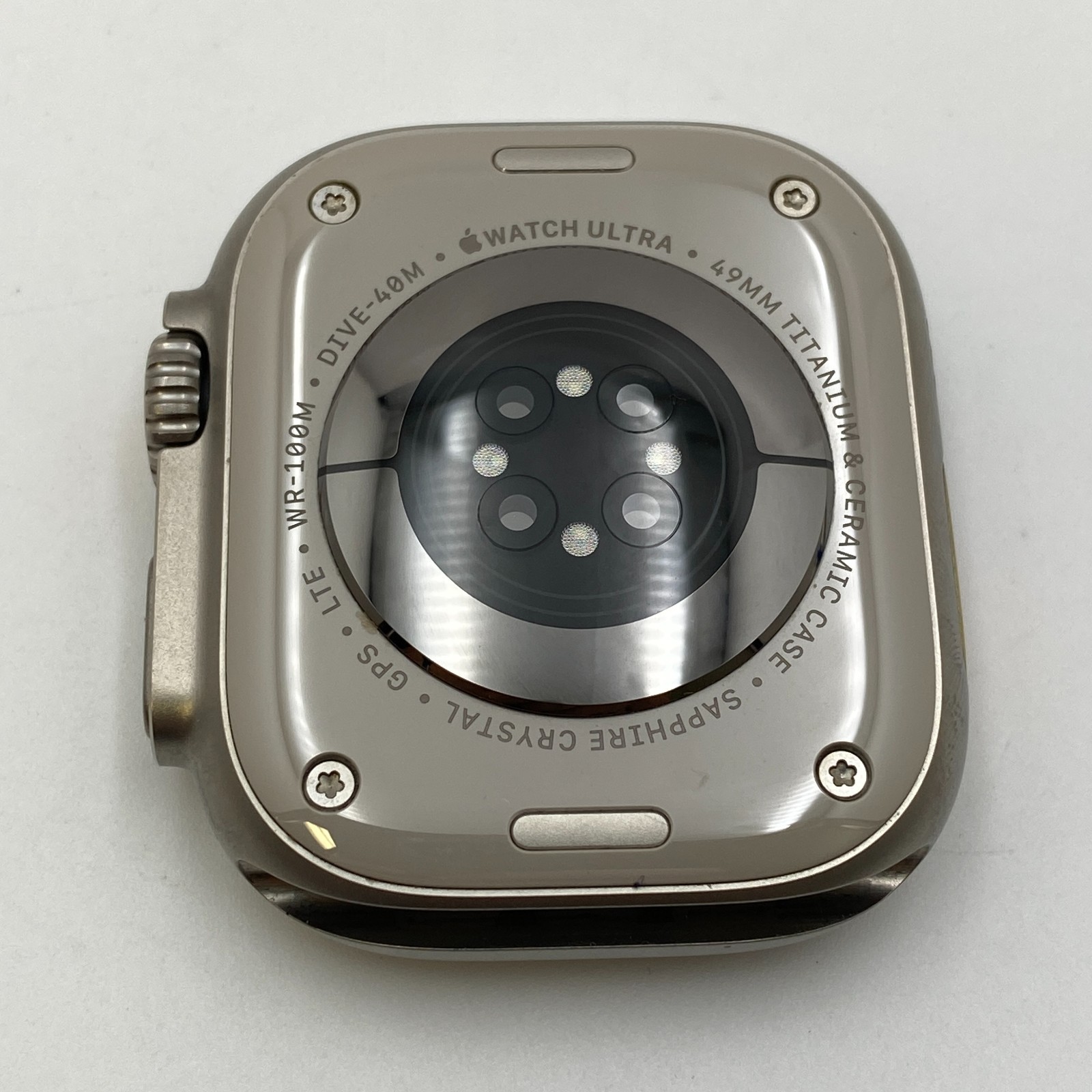 Apple Watch Ultra 2 Titanium Natural – Unlocked – 64GB A2986 – Good Condition