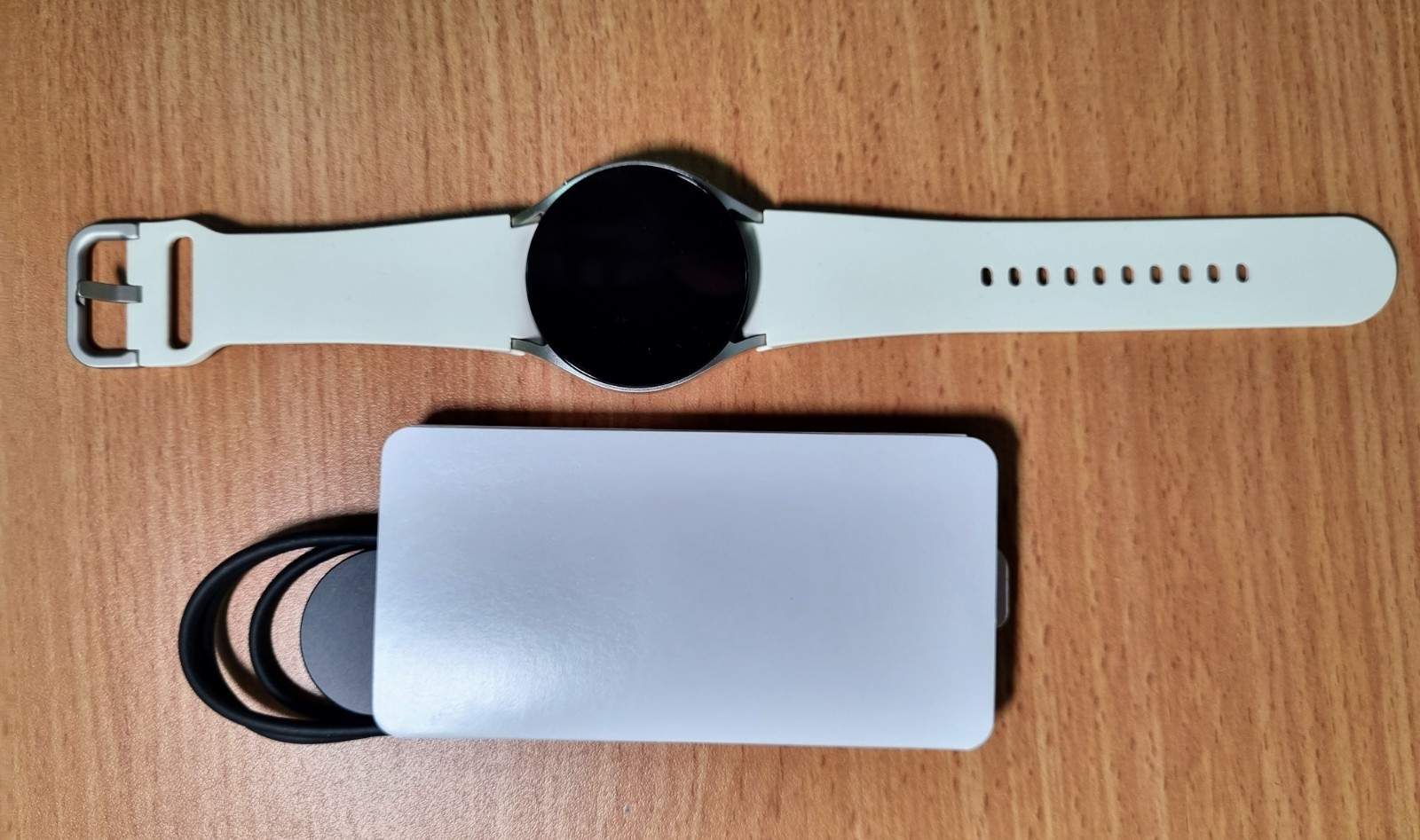 SAMSUNG Galaxy Watch 6 40mm Beige Bluetooth SM-R930 Smartwatch New Other