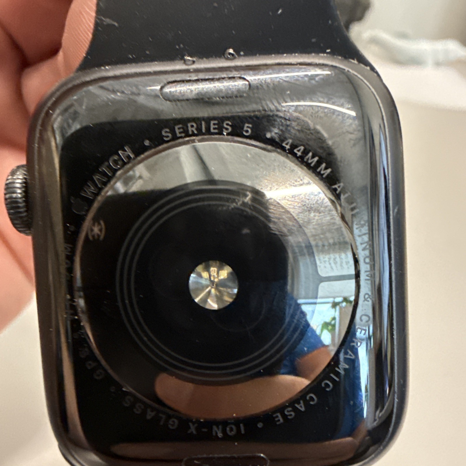 Apple Watch Series 5 44mm GPS for parts only LOCKED
