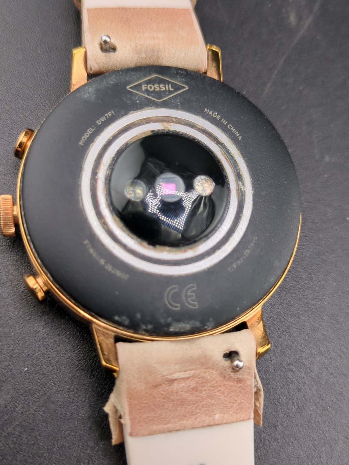 Fossil FTW6015 Gen 4 Digital Smartwatch Q Venture HR Blush Leather For Parts