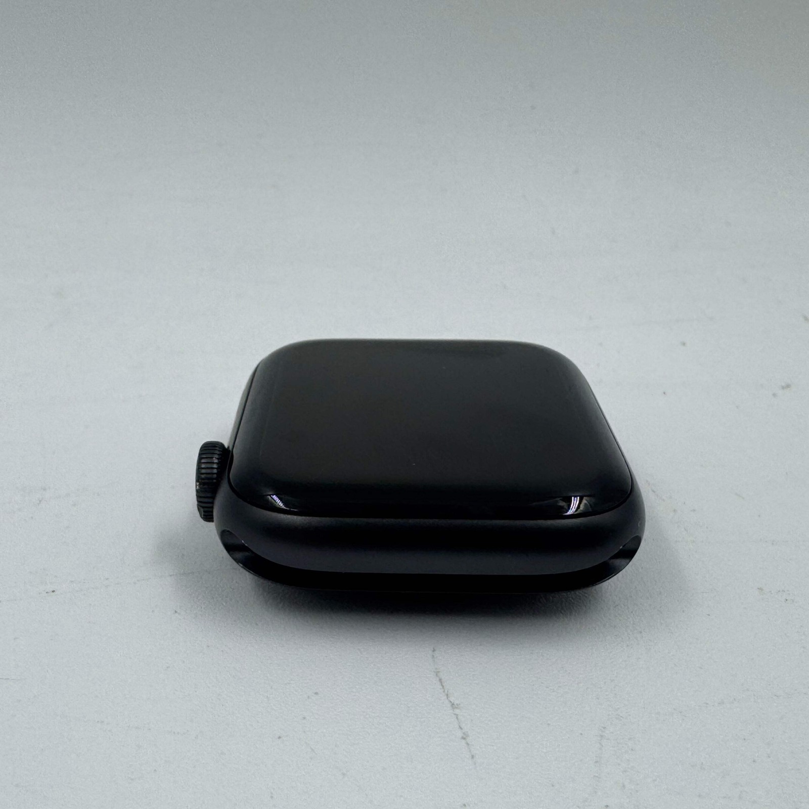 Unlocked Apple Watch SE 1st Gen 44MM Black Aluminum