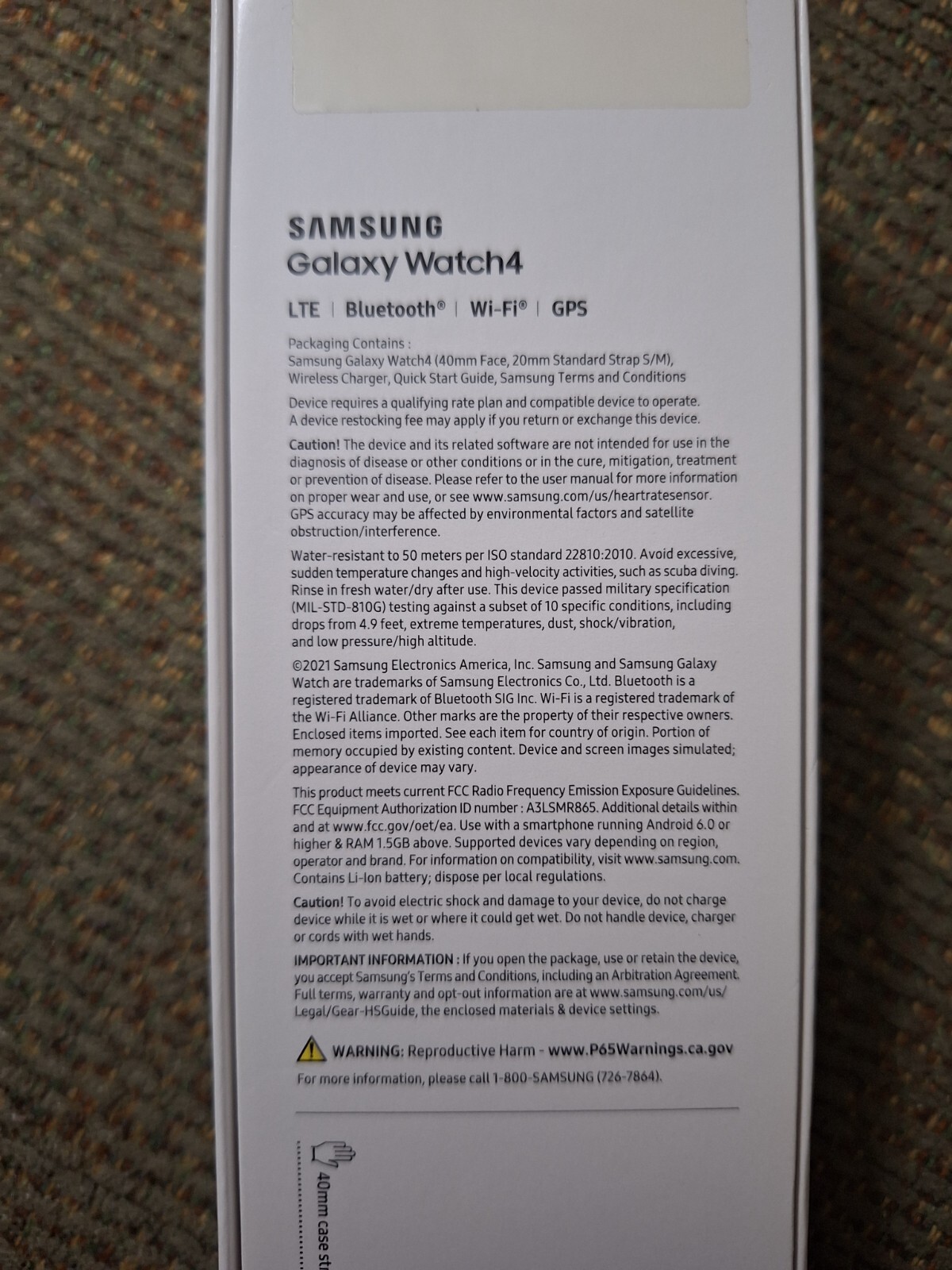 Samsung Galaxy Watch4 40mm Black Case Black Band NEW LTE Bluetooth GPS WI-FI
