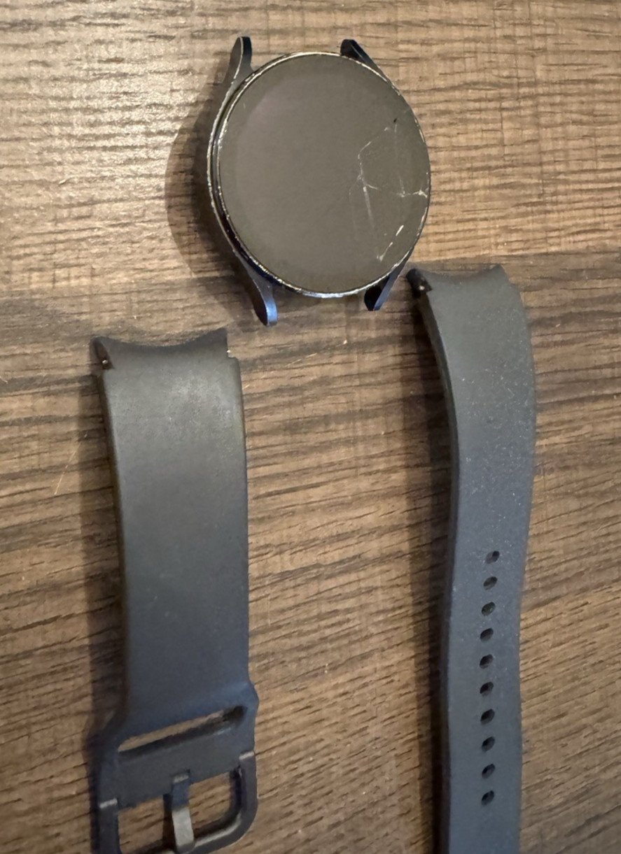 Samsung Galaxy Watch5 SM-R915U Aluminum 44mm Black (LTE) Unlocked FAIR (cracked)