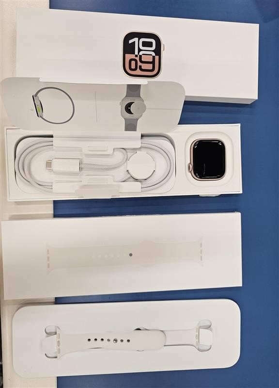Apple Watch Series 10 Cell 42mm Rose Gold Aluminum – Light Blush Sport