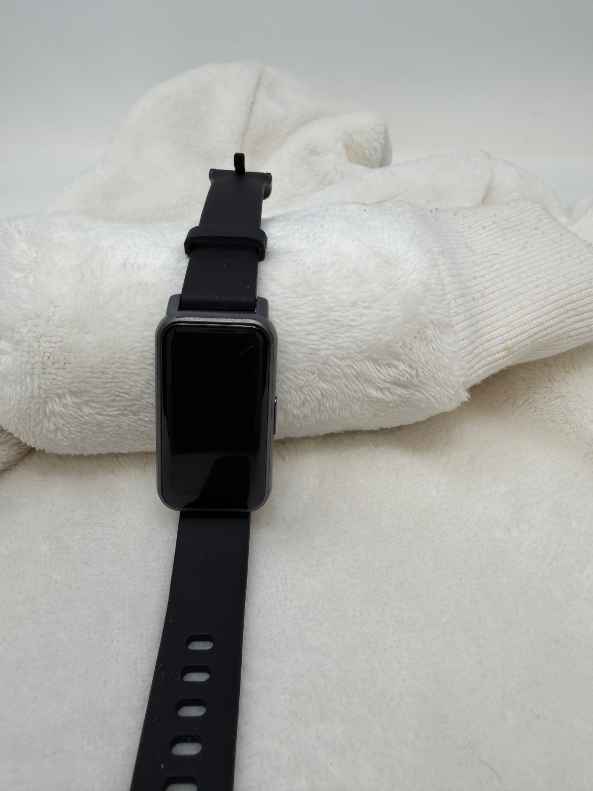 Pedometer Watch – Slim Design Black Must See Photos