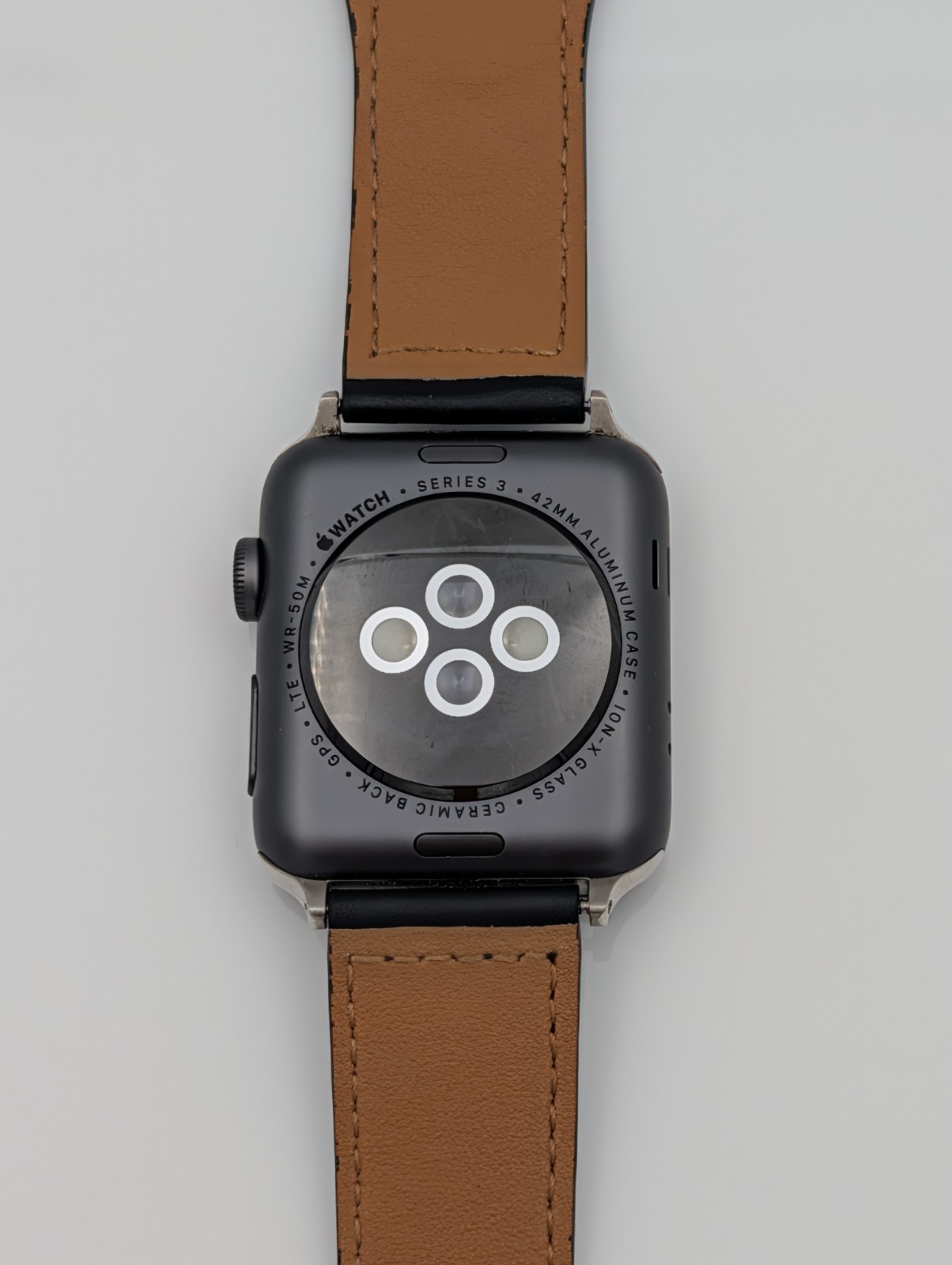 Apple Watch Series 3 | 42mm | Space Gray (GPS + LTE) – FOR PARTS