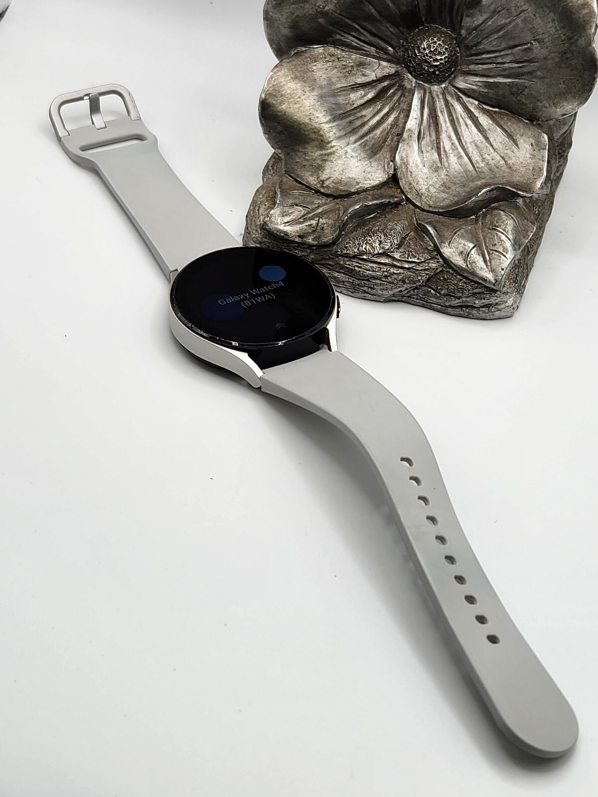 Samsung Galaxy Watch 4,44mm Smartwatch SM-R870 Silver Bands,used ,good shape#155
