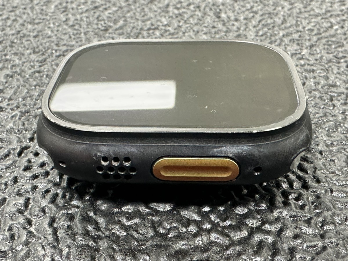 Apple Watch Ultra 3 (AS-IS/PARTS) – 49mm – 64GB – Titanium Black – A (PD1124676)