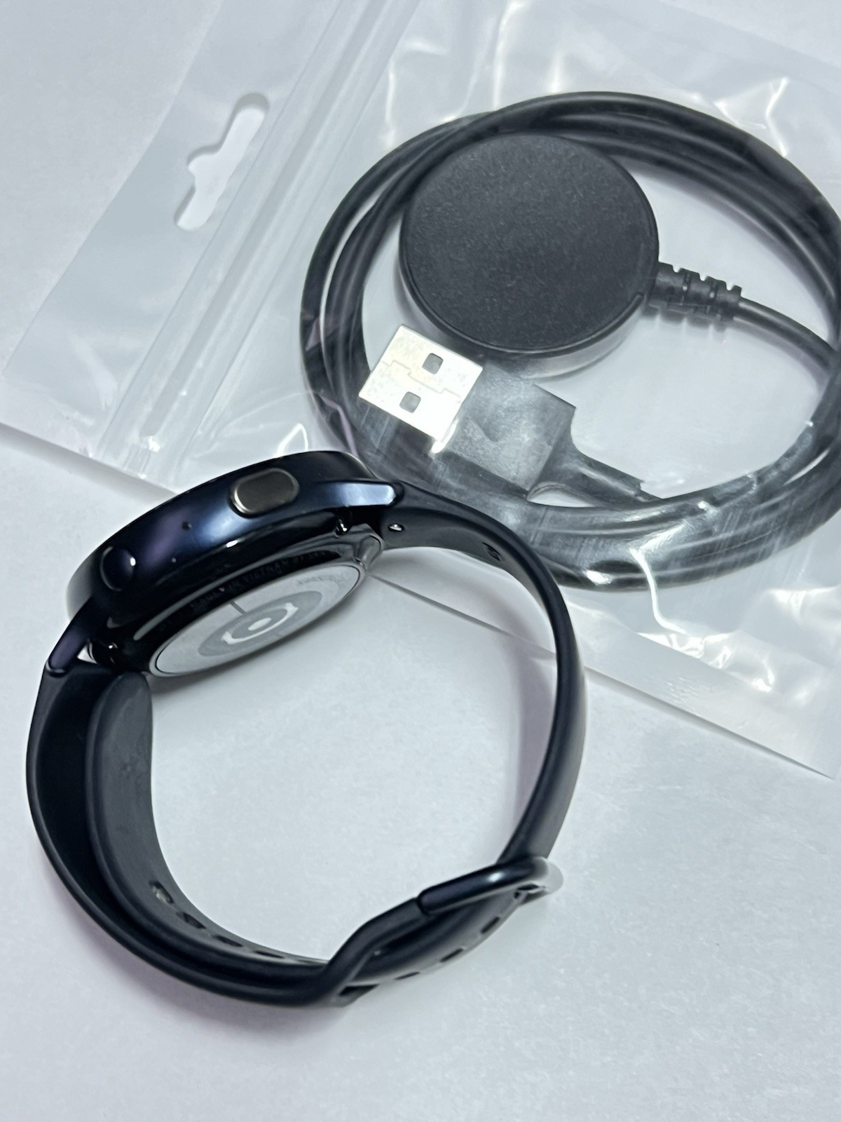 Samsung Galaxy Watch Active 2 SM-R830 40mm Aluminum Case with Sport Band…