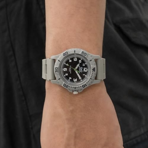 Citizen QQ Men’s Analog Solar Watch 10 ATM Water Resistant Urethane Strap Gray
