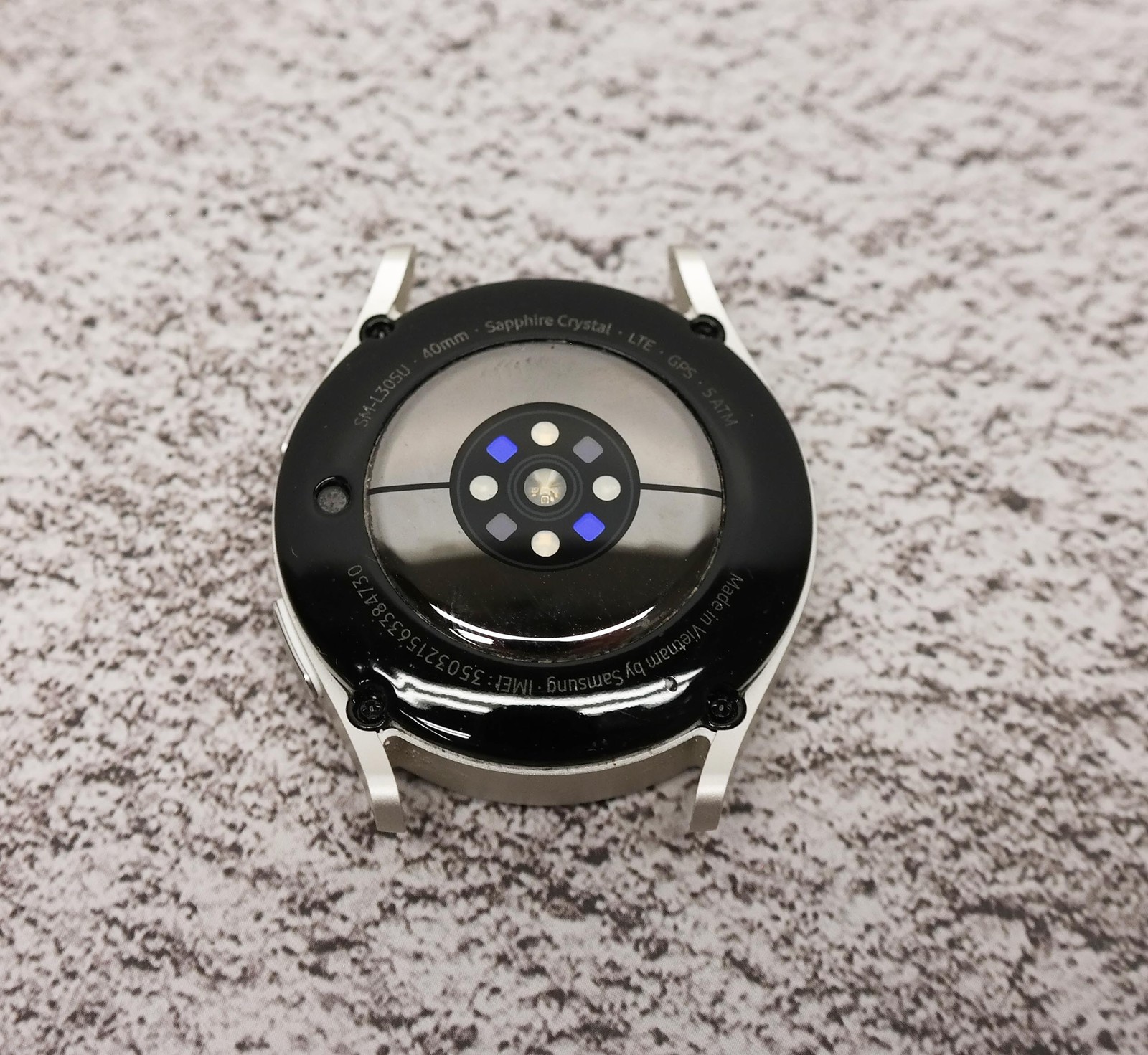 Samsung Galaxy Watch7 SM-L305U Aluminum 40mm LTE Cream BROKEN