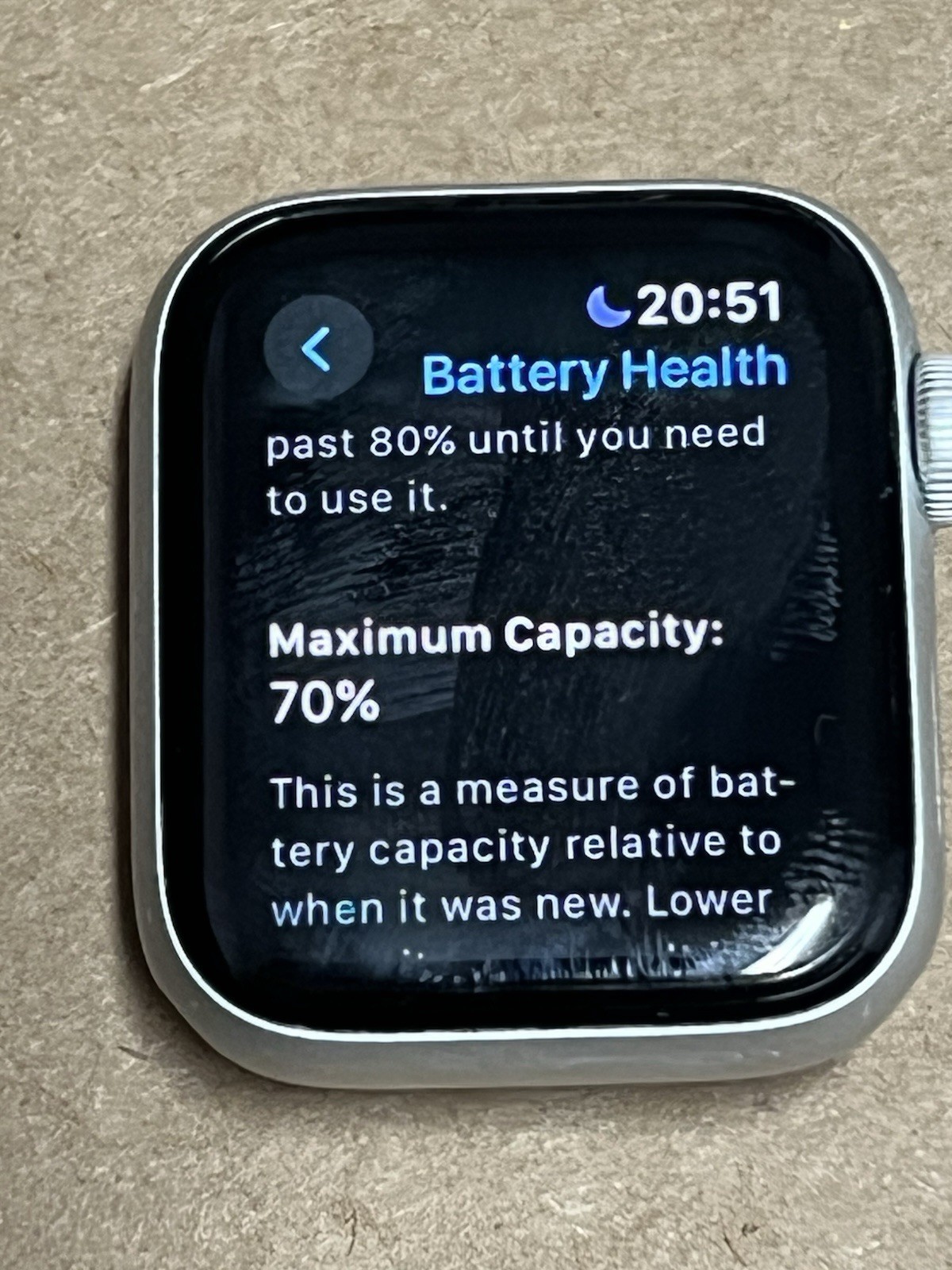 Apple Watch SE 40mm Space Grey Aluminium Case burn