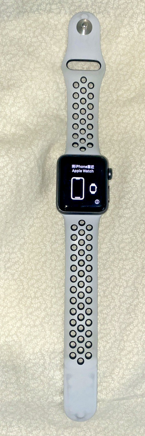 Apple Watch Series 3 38mm Space Gray Aluminium Case Nike Sport Band A1858