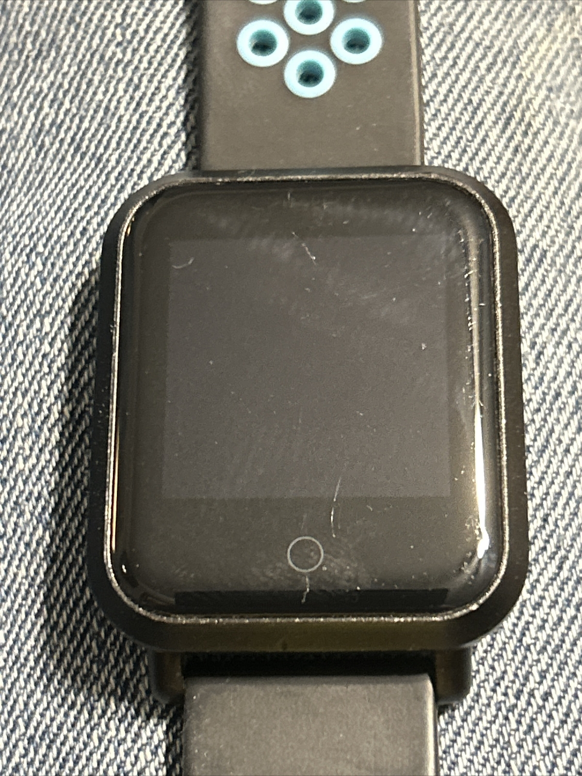 Colmi SN60 Plus SmartWatch Blood Pressure Heart Rate IP68 Waterproof – Pre-owned