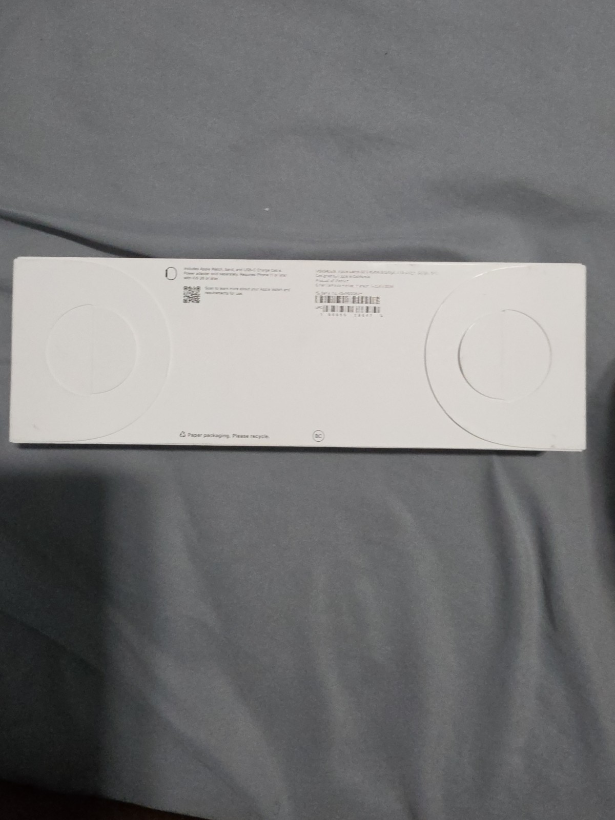 Apple Watch SE 3 40mm GPS Starlight Aluminum Case w Sport Band S/M MEH34LW/A