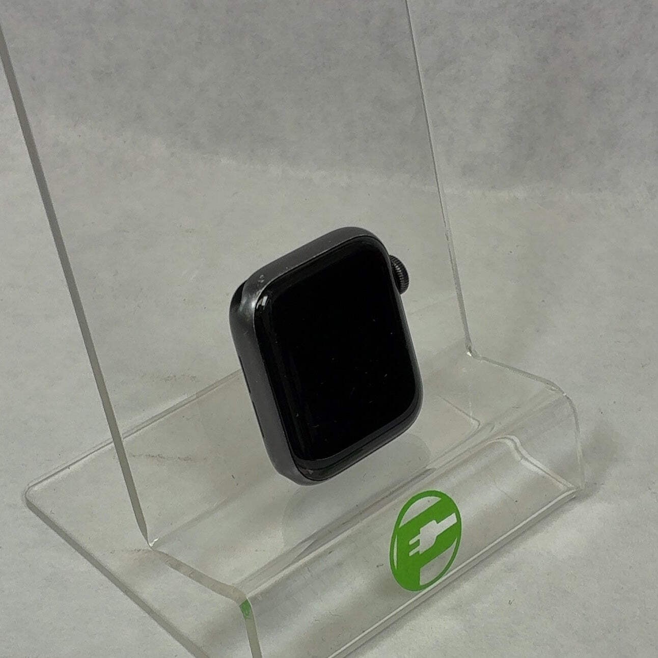 Broken Unlocked Apple Watch Series 5 40MM Aluminum A2094 Bad Battery Face Only