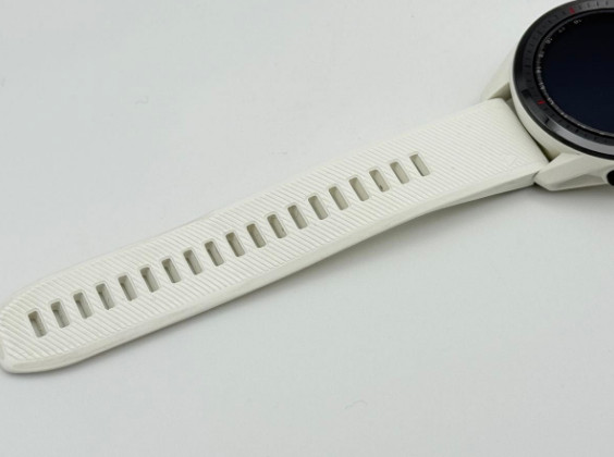 GARMIN APPROACH S62 Watch White GPS Golf Navigator – Japan Edition Used