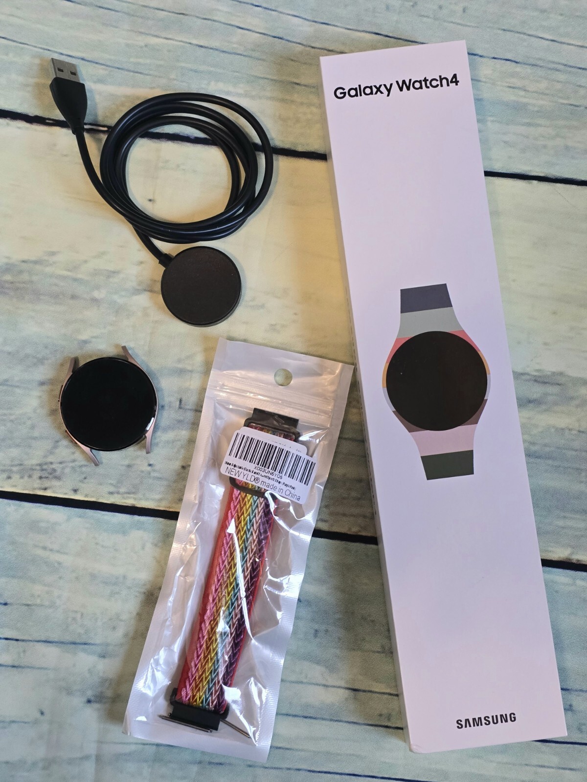 Samsung Galaxy Watch 4 Rose Gold 40mm Smartwatch Pink