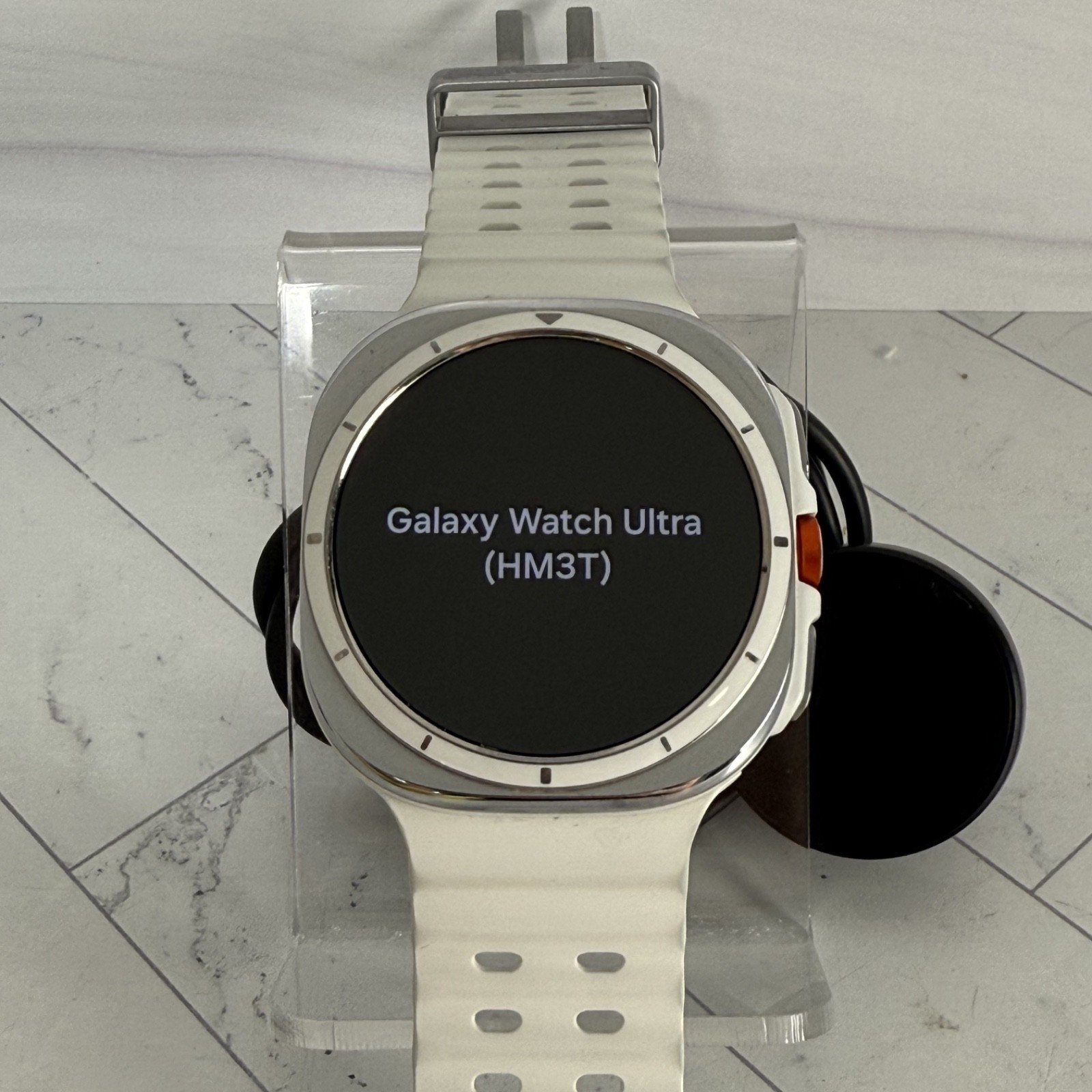 Samsung Galaxy Watch Ultra White 47mm SM-L705U 2025 Verizon Cellular #A8