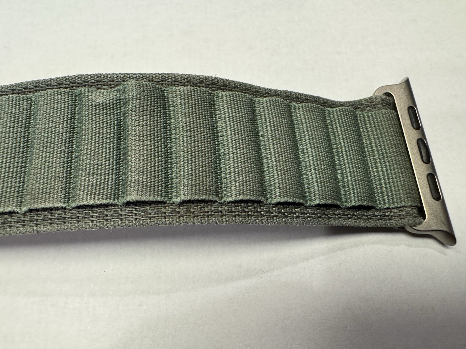 UNLOCKED Apple Watch Ultra 1ST GEN 49mm Gray Titanium Case Green Nylon Band