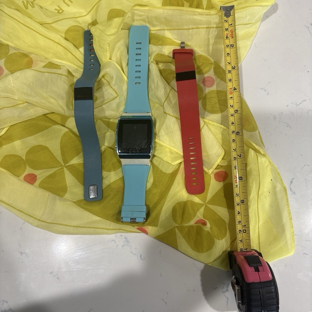 Fitbit watch lot, no chargers, used