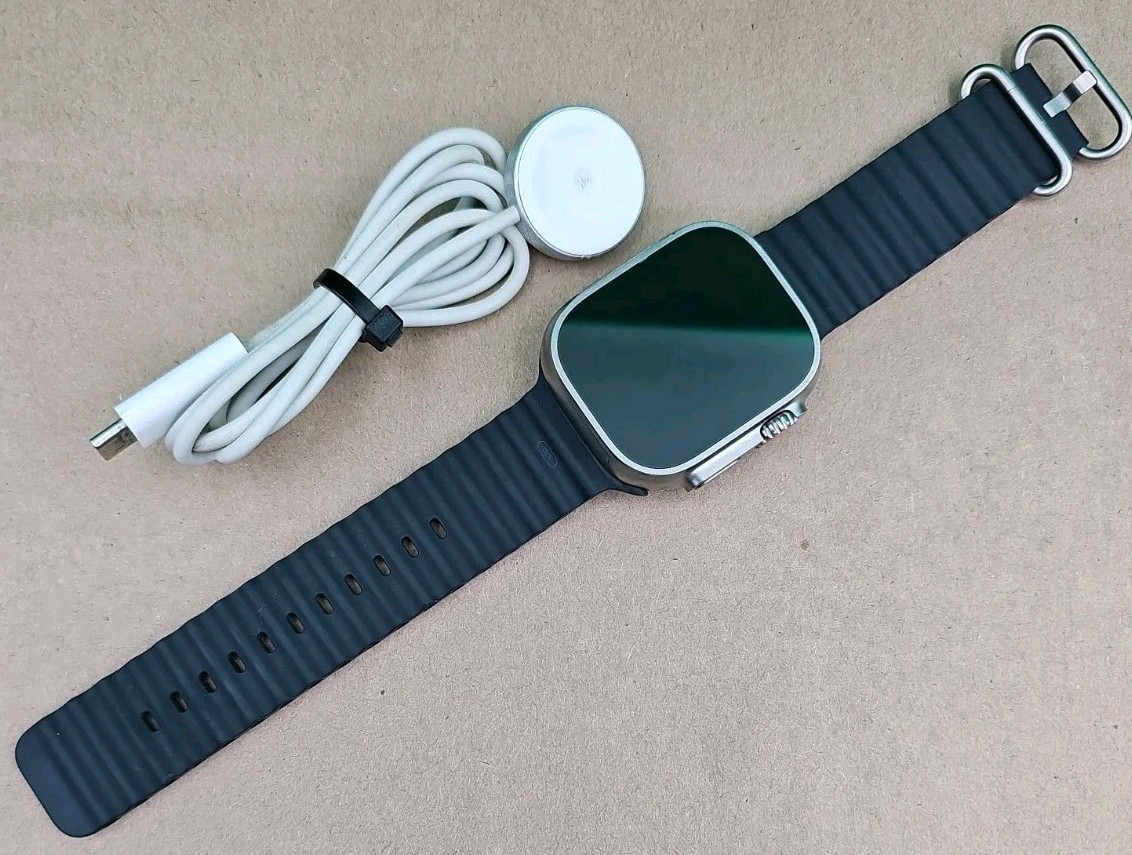 Apple Watch Ultra MQET3LL/A 49mm Titanium GPS + Cellular, Unlocked, 89% Battery