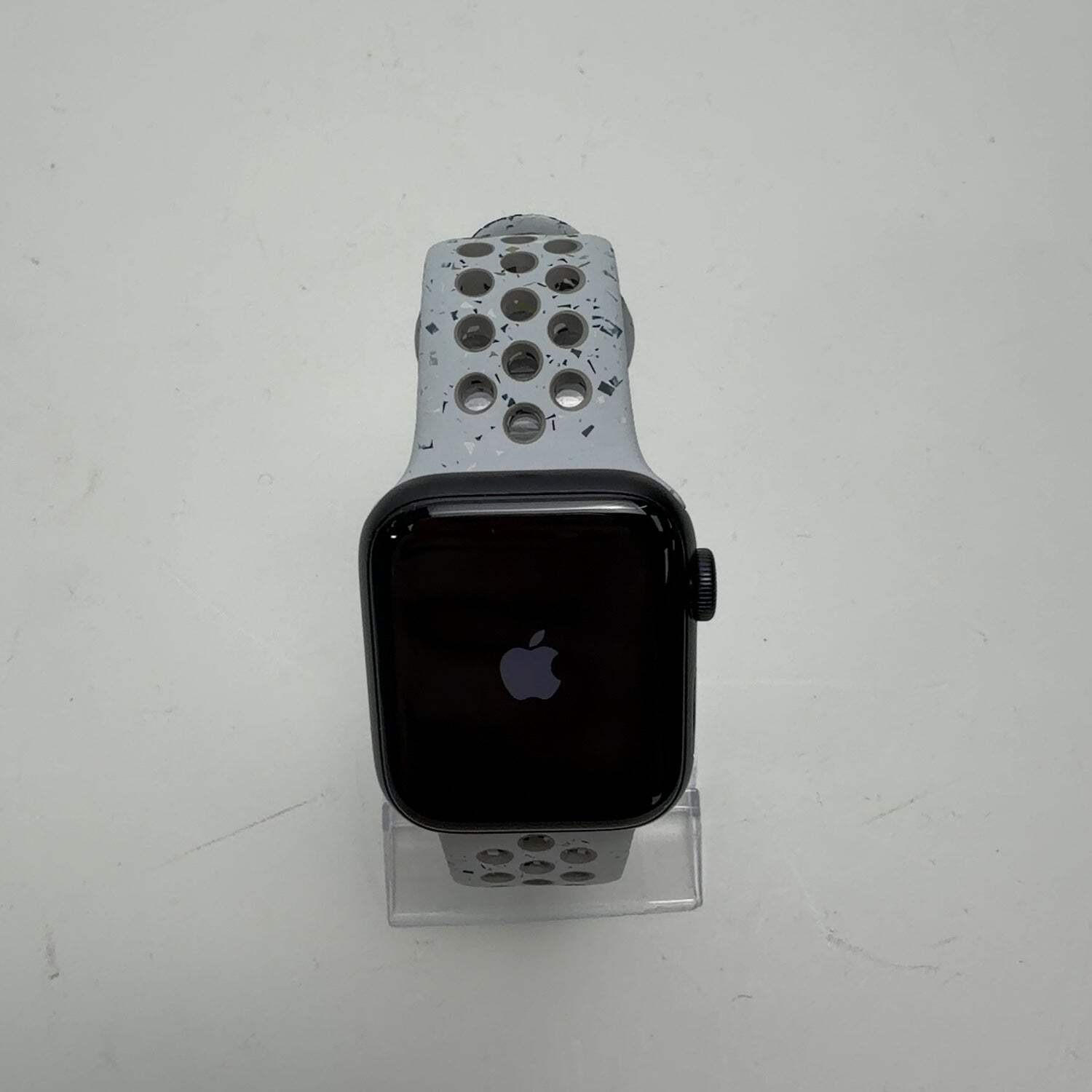 GPS Only Apple Watch SE 3 40MM Midnight Aluminum A3324