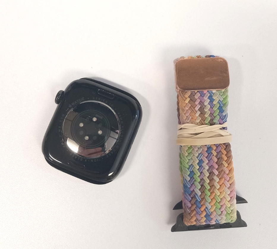 Apple Watch Series 10 46mm (Black, WiFi/GPS) – Nice Shape, Fully Functional!