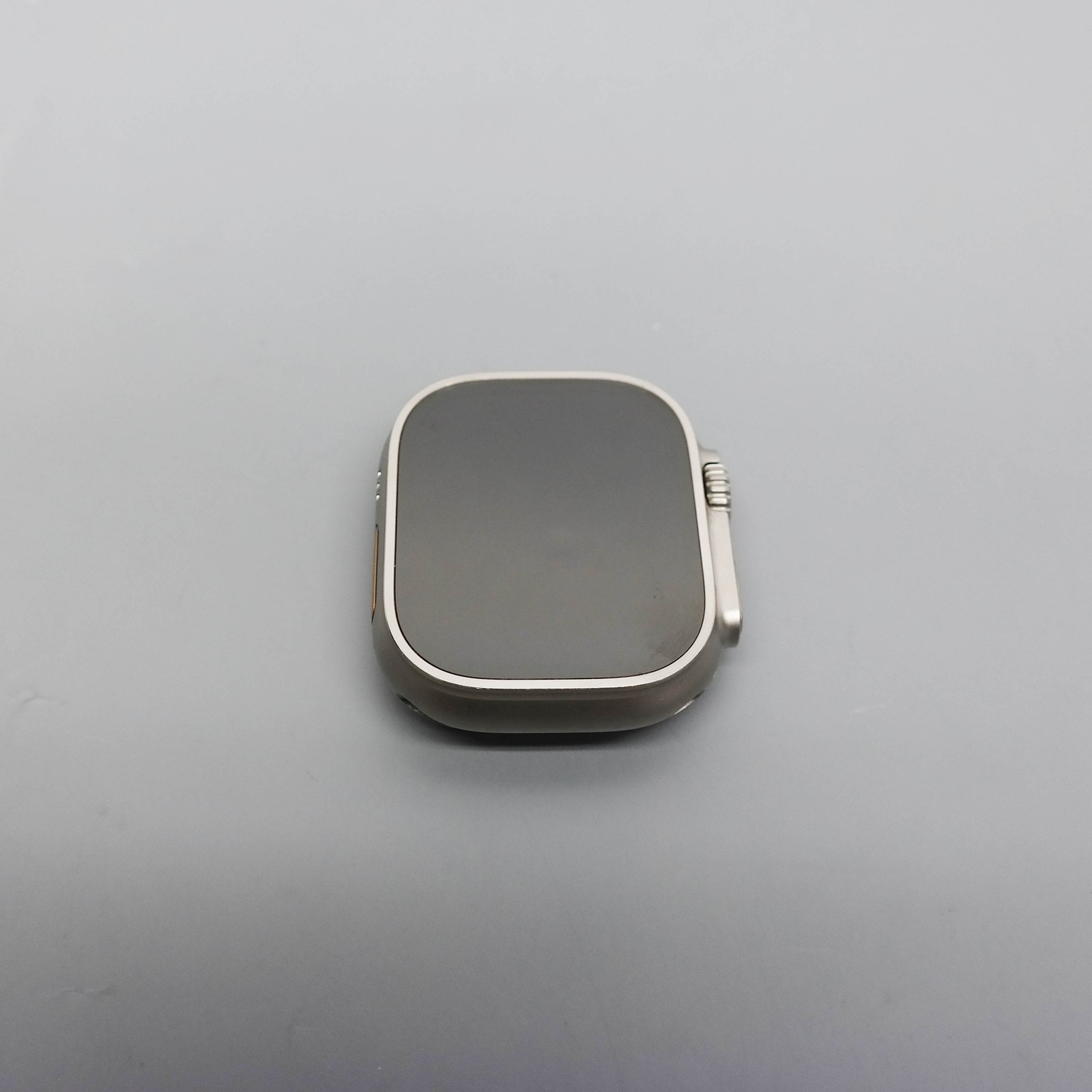 Apple Watch Ultra GPS + LTE 49mm Titanium Case MNH83LL/A NO BAND