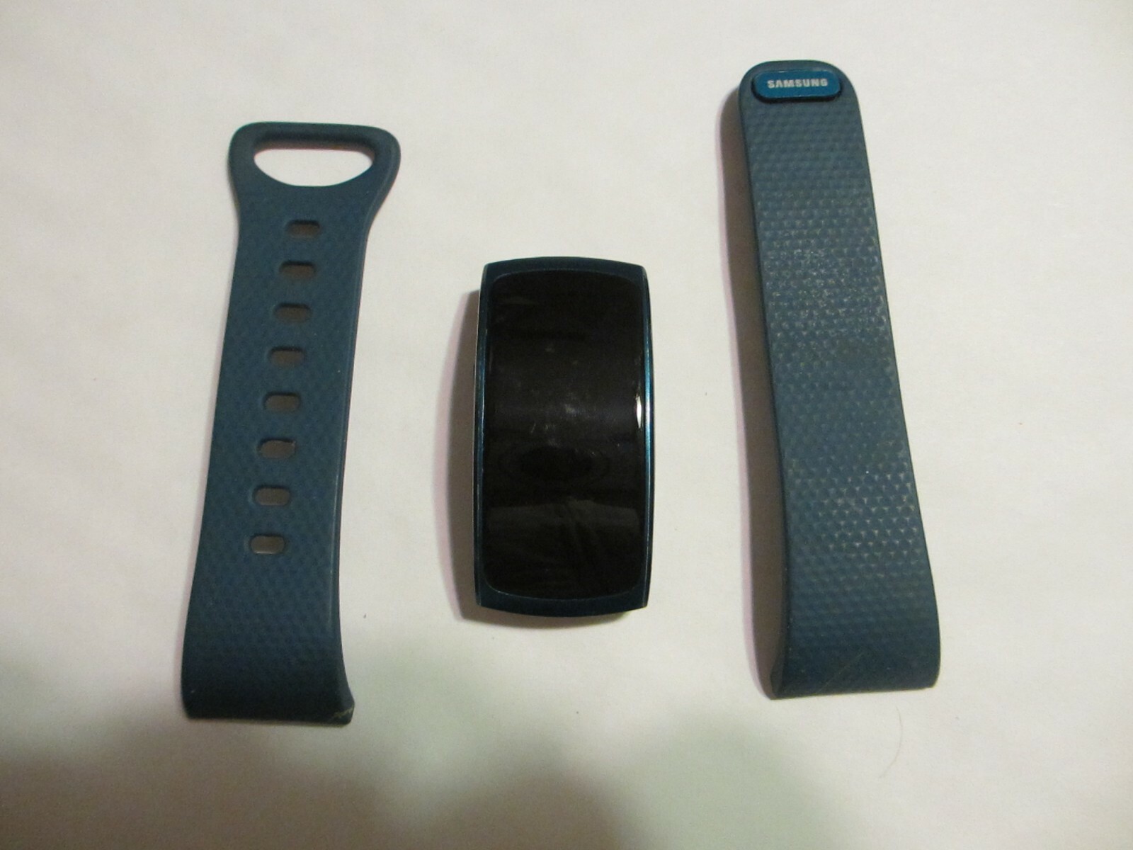 Samsung Gear Fit2- Blue, Small – SM-R3600ZBNXAR