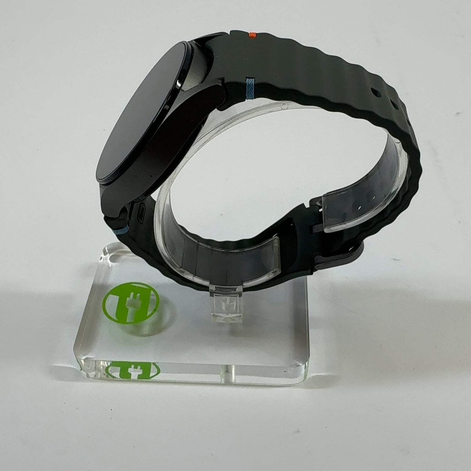 Unlocked Samsung Galaxy Watch7 Aluminum Smartwatch SM-L305U